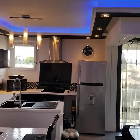 Dans Village Naturiste Le Cap Apartment